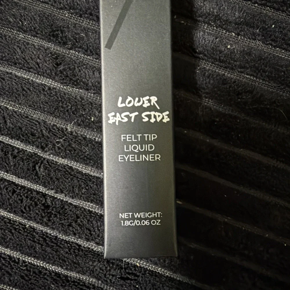 NIB Lower East Side Felt Tip Matte Black Liquid Eyeliner Full Size 0.06 oz